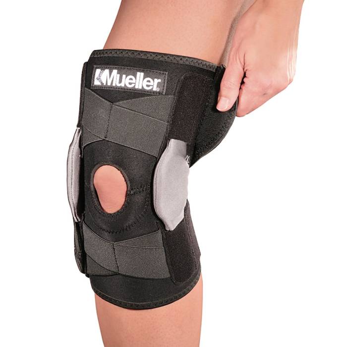 Mueller Adjustable Hinged Knee Brace / Universal - Athletic Braces Online